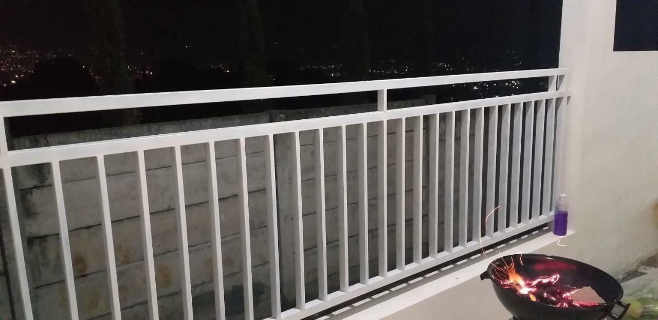 Villa Oemah Arma Rinjani 2 Batu  Exterior foto